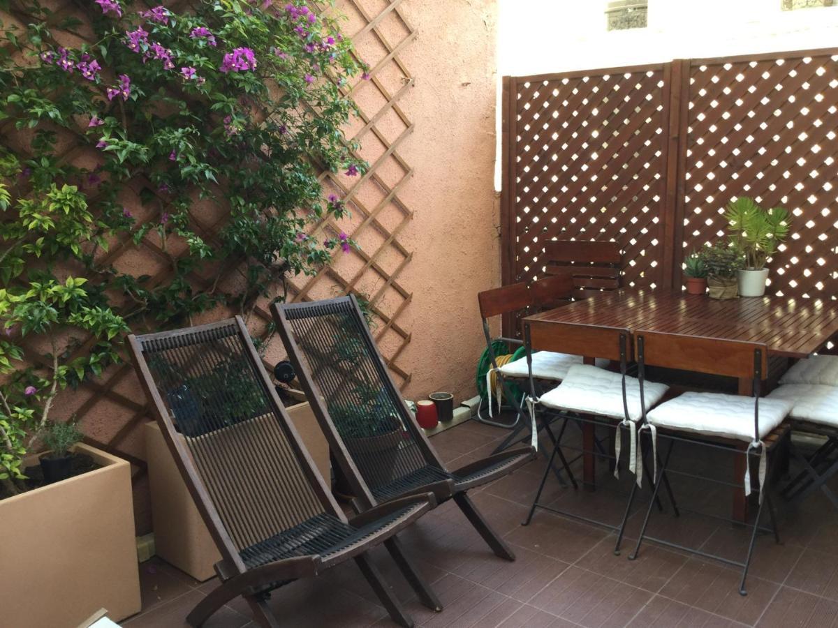 1 Personne Avec Terrasse Centre 3 Nuits Min , Femme Uniquement Privatunterkunft Marseilles