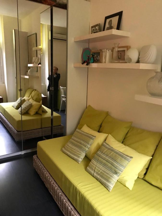 1 Personne Avec Terrasse Centre 3 Nuits Min , Femme Uniquement Marseilles